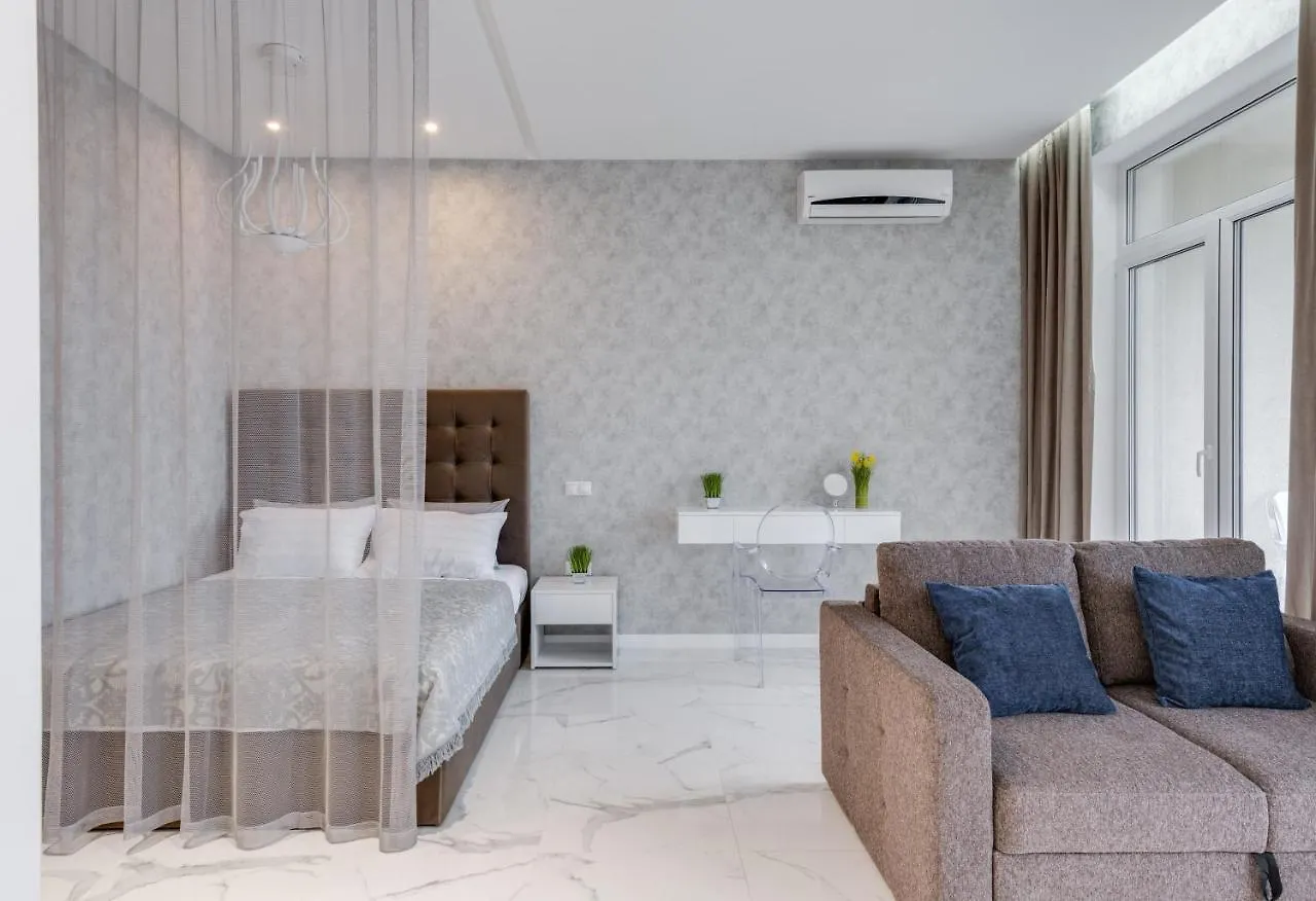 קייב Luxurious Apartment With Panoramic View In The Historic Center